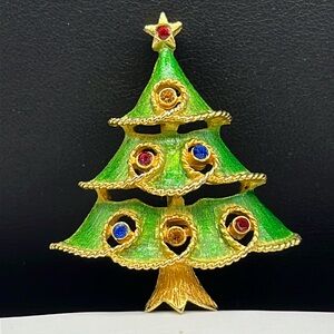 J.J. 2 inch tiered Christmas Tree brooch pin | gold tone, enamel and rhinestone